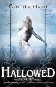 HAND, Cynthia - Hallowed - (Excellent Paperback)