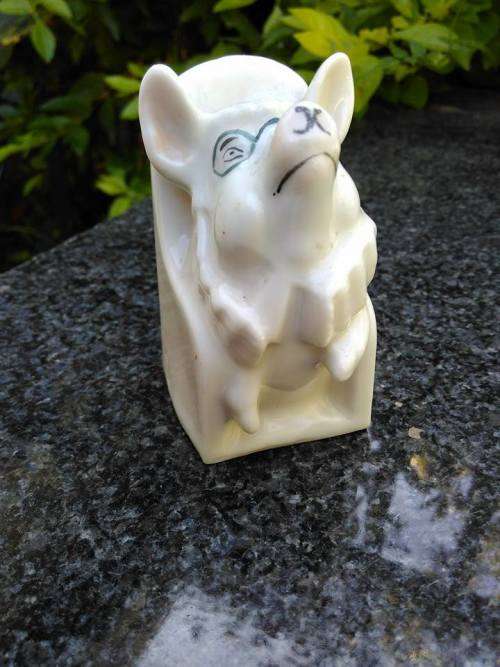 WEIRD PIG [or is it a dog] WITH OLD TRANSVAAL COAT OF ARMS - Ornament