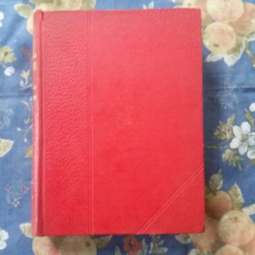 LANGENHOVEN, C.J. - Slegs deel IX (9) van 'n ou rooi onvolledige stel Versamelde Werke