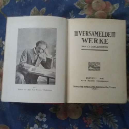 **Missing** LANGENHOVEN, C.J. - Slegs deel VIII (8) van 'n ou rooi onvolledige stel Versamelde Werke