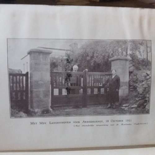 LANGENHOVEN, C.J. - Slegs deel XIV (14) van 'n ou rooi onvolledige stel Versamelde Werke