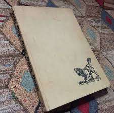 AAA - Dogs Dogs Dogs Dogs - [Edited by Howard Loxton] - (Excellent Hardcover)