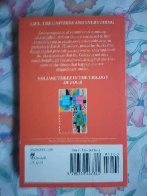 ADAMS, Douglas - Life, the Universe and Everything - (Excellent Paperback)