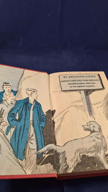 BLYTON, Enid - Five go to Billycock Hill - [Famous Five # 16] - (Hardcover in Wrapper)