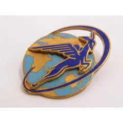 SOUTH AFRICAN AIRWAYS Vintage Scarce Collectible Enameled Badge *