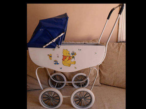 VINTAGE DOLL'S PRAM