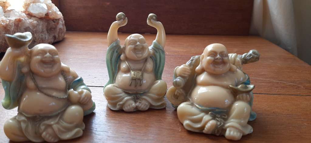 LOVELY SET OF 6 LAUGHING BUDDHAS