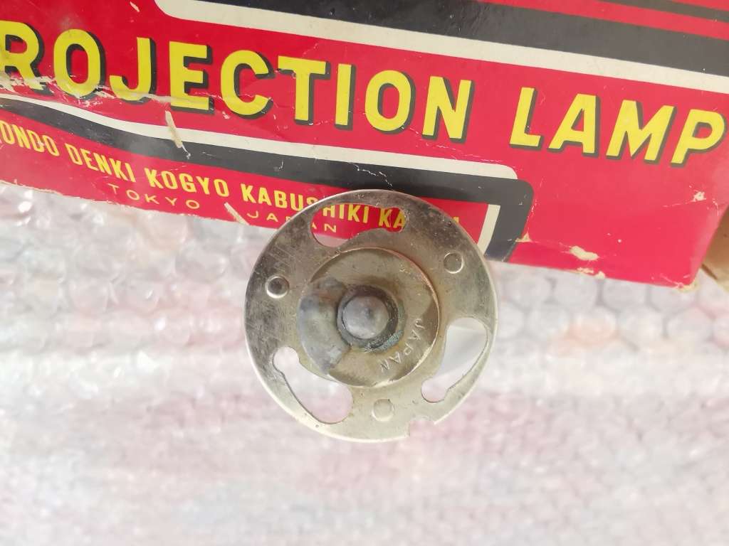 KEIC PROJECTION LAMP (TOKYO/JAPAN) KP-GT 8V/50W