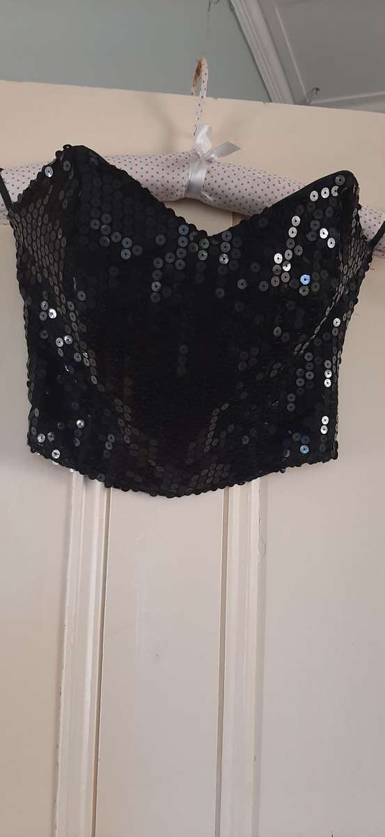VINTAGE BLACK SEQUINNED STRAPLESS TOP SIZE 34