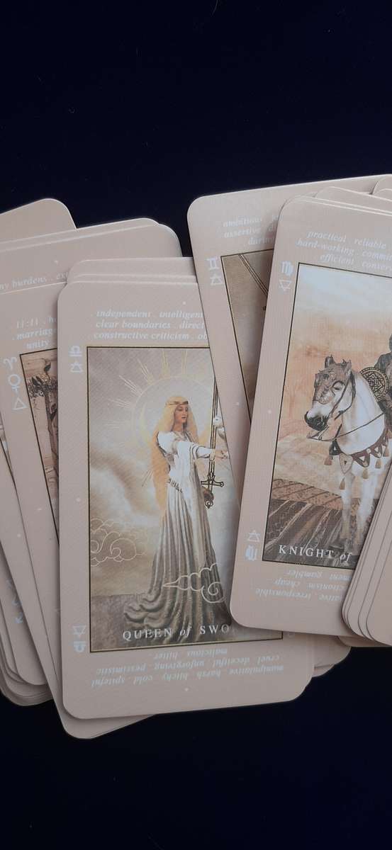 TAROT CARD DECK: LUCID DREAMS/Beginners Tarot Edition II ST-SOLEIL