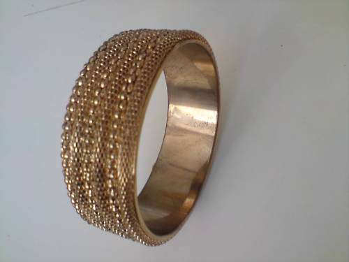 Vintage prestige bronze decorate golden broad bangle