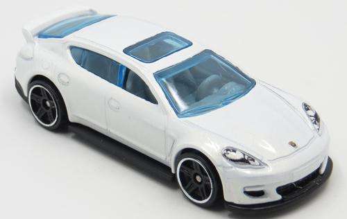 HOT WHEELS PORSCHE PANAMERA