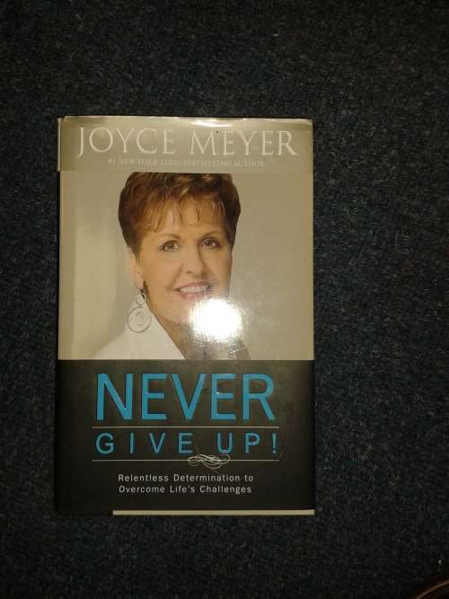 Never Give up - Joyce Meyer