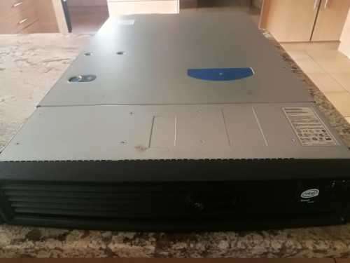 Dell Poweredge Intel Xeon Server Rack