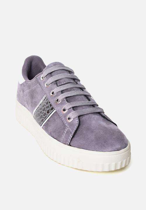 Original Ladies Soviet Sneaker - U.K 5