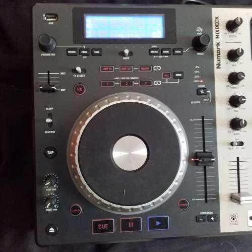 Numark Mixdeck Universal DJ Controller (Dual cd mp3, dual usb mp3, pc usb)