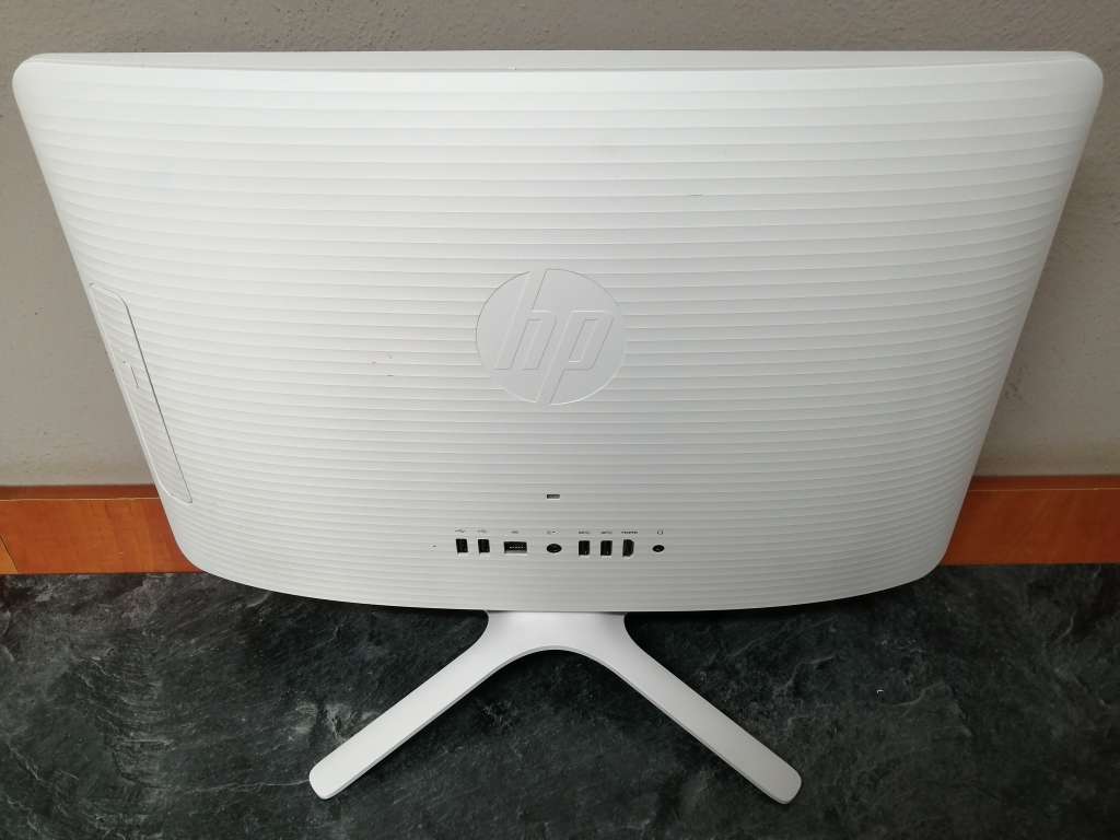 HP PC 20 c403ni J4005 , 4GB RAM , 500GB HDD ALL-IN-ONE 19.5` LED