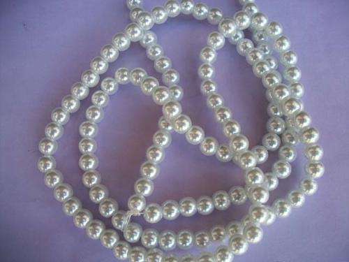 BRIGHT WHITE GLASSPEARLS-6MM-154PC