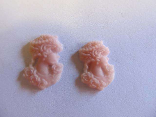 NUDE CAMEO EMBELLISHMENTS-2PC