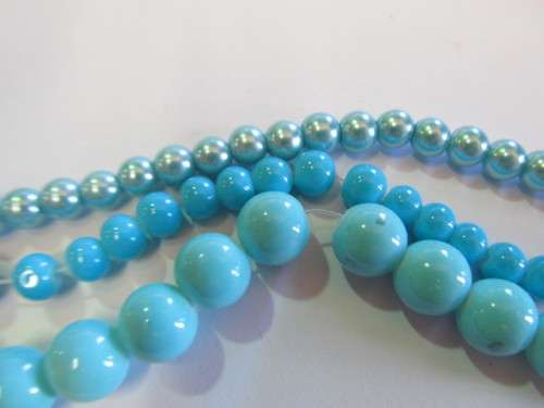 3 X 25PC TURQUOISE MIXED GLASS BEADS