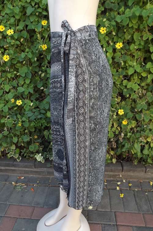 amazing two layer sheer polyester Fold over skirt by Jenny.Free Size