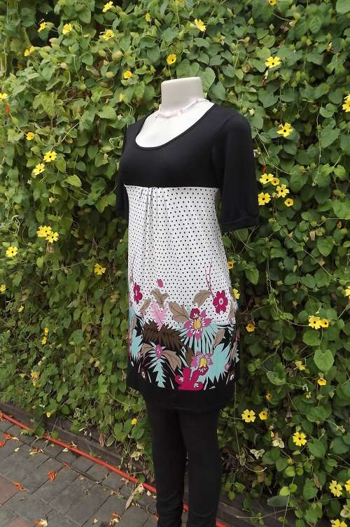 Chic long top/short dress in size 30/6.Button black and white polka dot with colourful border