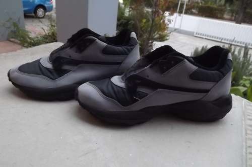 Pair of SADF Gim shoes size 6/247 from 2008 issue by Jordan shoes. Very good condition.