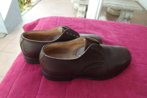 Pair of SADF Brown leather Parabellums. By M.G.S. 2002  size  8/262W . As new.