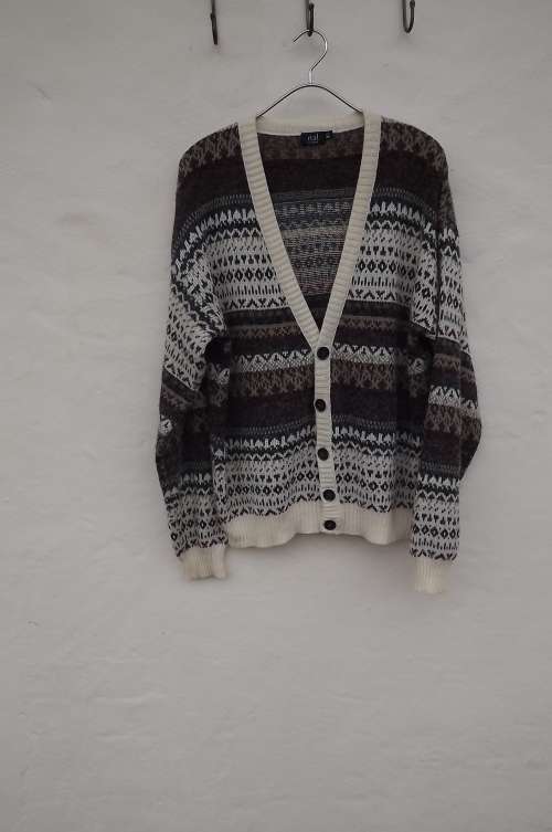 Men's knitted cardigan with fairisle pattern in browns and beige.Size XL by Real.