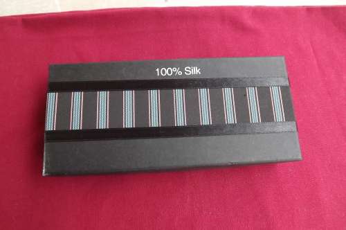 Beautiful 100% silk 5 piece tie set consist of tie,cufflinks,tieclip,hankie and box.