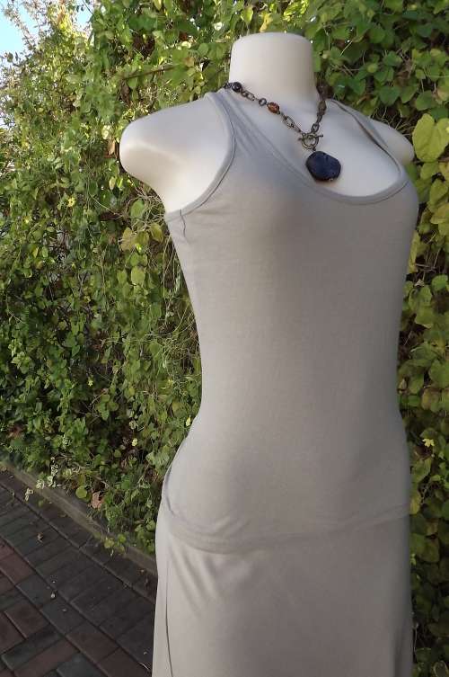 Cool ecry colour Shana Vest top size 32/8 made in Spain.Good condition