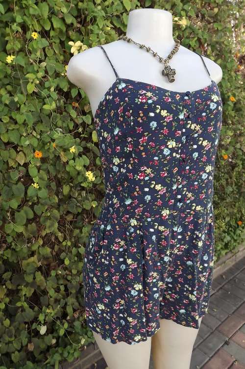 Cool navy floral viscose body shortsuit. Adjustable shoulder straps size 34/10 by Woolworths