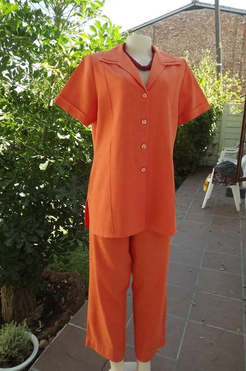 2 Piece Pants Suite in Burnt Orange Colour - size 40 pants and 38 jacket - very good condition