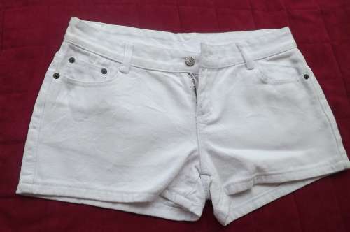 Sexy white denim shorts by A B LOOK. In 100% cotton.Size 35/11. Hips 96cm.No stretch.As new