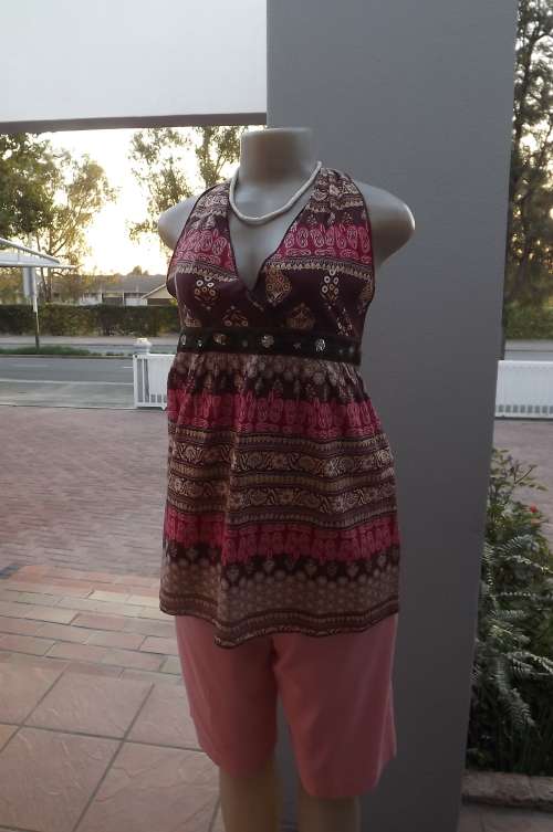 Ultra sexy boho halter neck casual top in brown and red patterned horizontal stripes.Size 34/10
