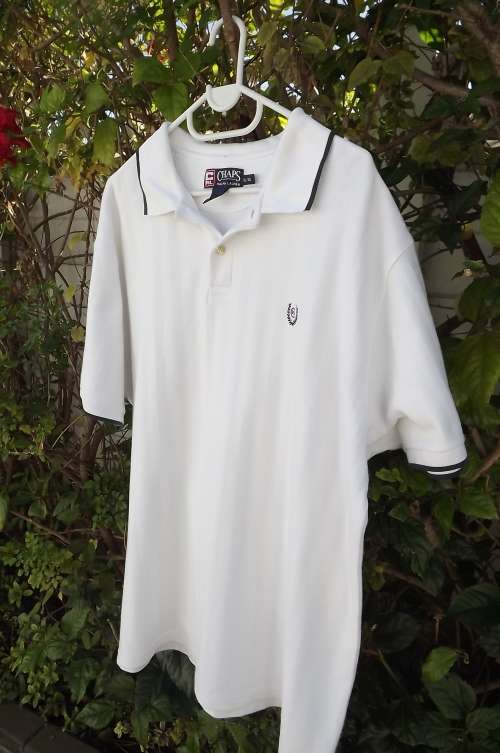 The best of the best! A chaps golfer by RALPH LAUREN.Size XL.In 100% cotton.Good condition