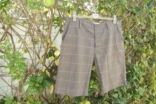 Men's light brown checked size 36 shorts by RED.Tiny pocket on leg and 2 pockets at back.