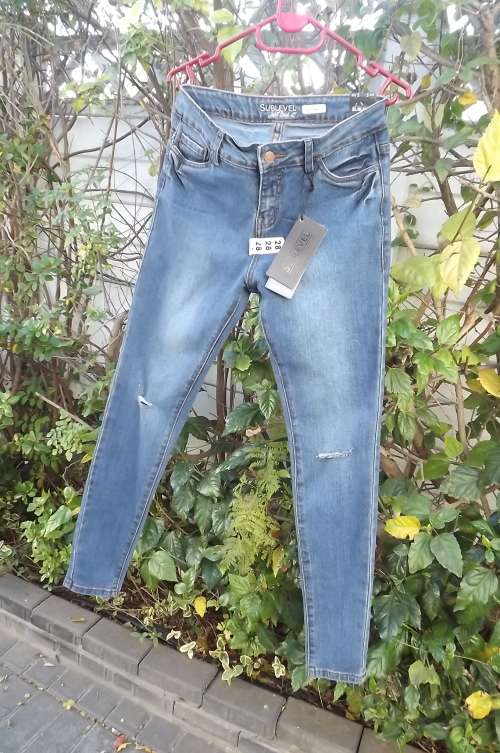 Chic,sexy denim jeans in size 28/4 by SUBLEVEL vintage band.Skinny legged.New