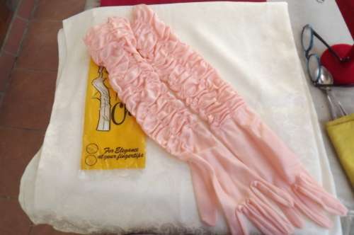 Pair of no 8.5 vintage nylon soft peach ladies extra long gloves by CHIC.Still in original packing.