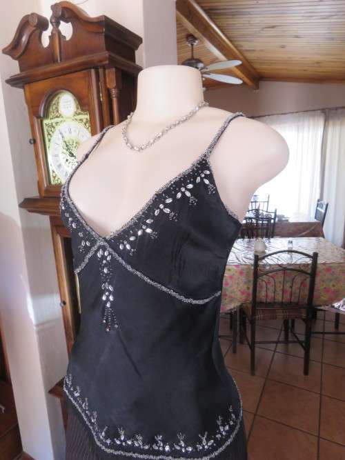 Black 100% silk strappy top by E LOCO from Paris size 34/10 with stunning embellishment