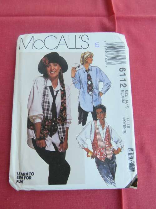 Mc CALL'S sewing pattern no 6112 size 14 and 16.Blouse,waistcoat and tie.Good condition
