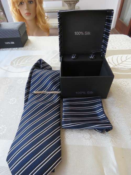 Handmade 100% silk 5 piece tie set by 'SAM WELL' International.Navy,black and white stripes.New.