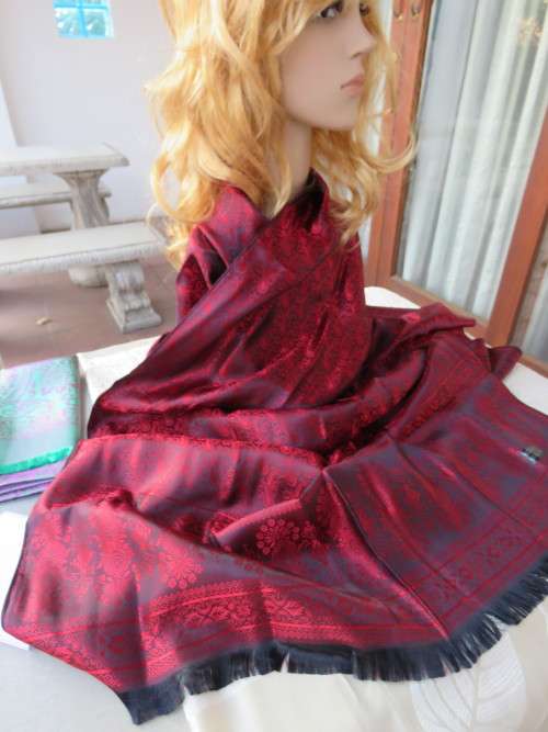 Irresistible red/black 100% silk scarf in shiny paisley and floral pattern.Made in Thailand.New.