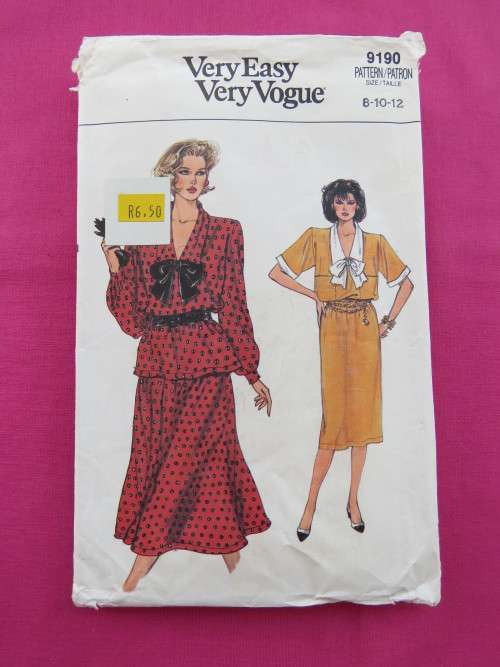 'VERY VOGUE' sewing pattern 9190 in sizes 8,10 and 12 for skirt,top and dress.