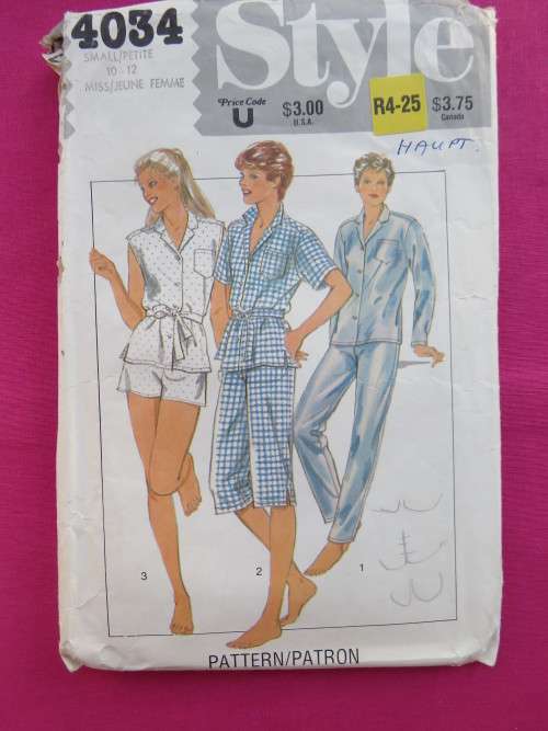 'STYLE' sewing pattern 4034 sizes 10-12 for pyjamas -short and long.