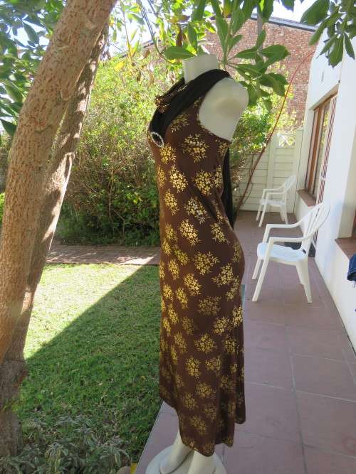 Sexy new brown and gold stretch polyester evening dress by `SEXY LADY BOUTIQUE` in 32/8.