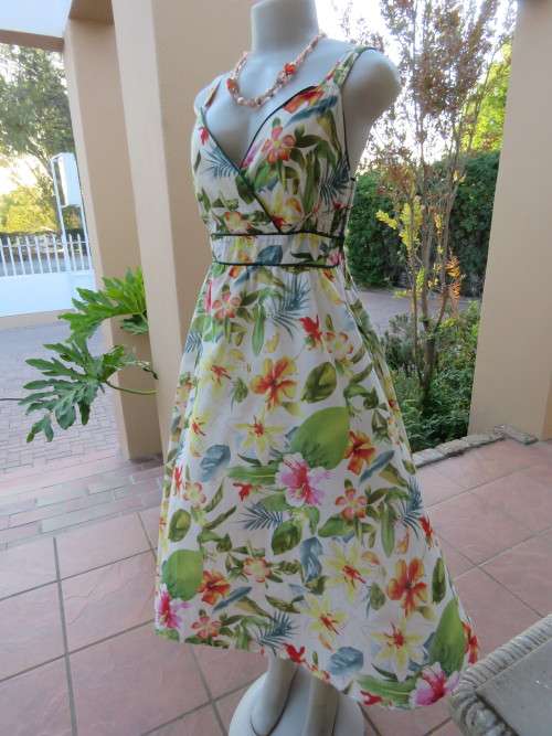 Floral dresses truworths sale