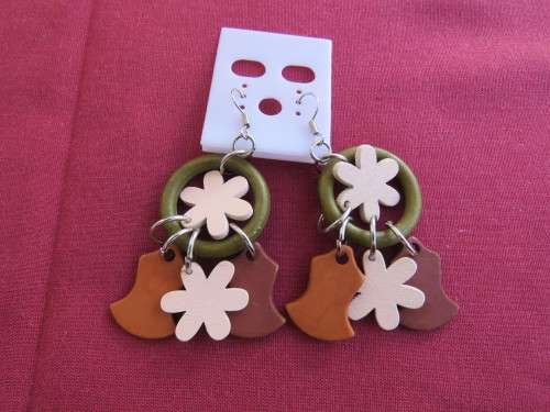 Pretty ethnic pair of piercing earrings . New item