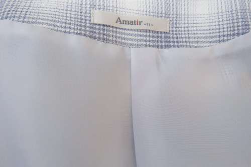 Fabulous waistcoat or sleeveless top in grey and white check Button down. Fully lined. Size 34/10