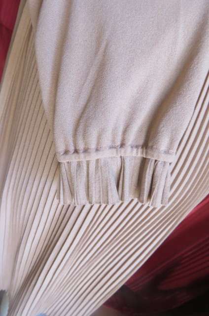 Amazing Sepia beige vintage dress with permanent pleated skirt size 38/14 by 'Lady Harrington'